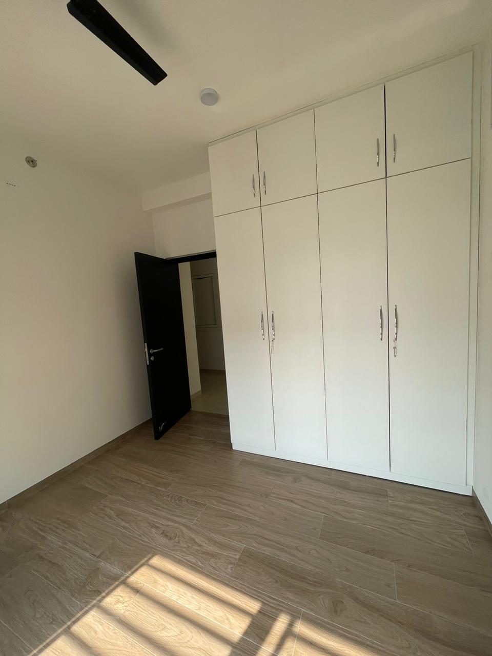 Wardrobe 18